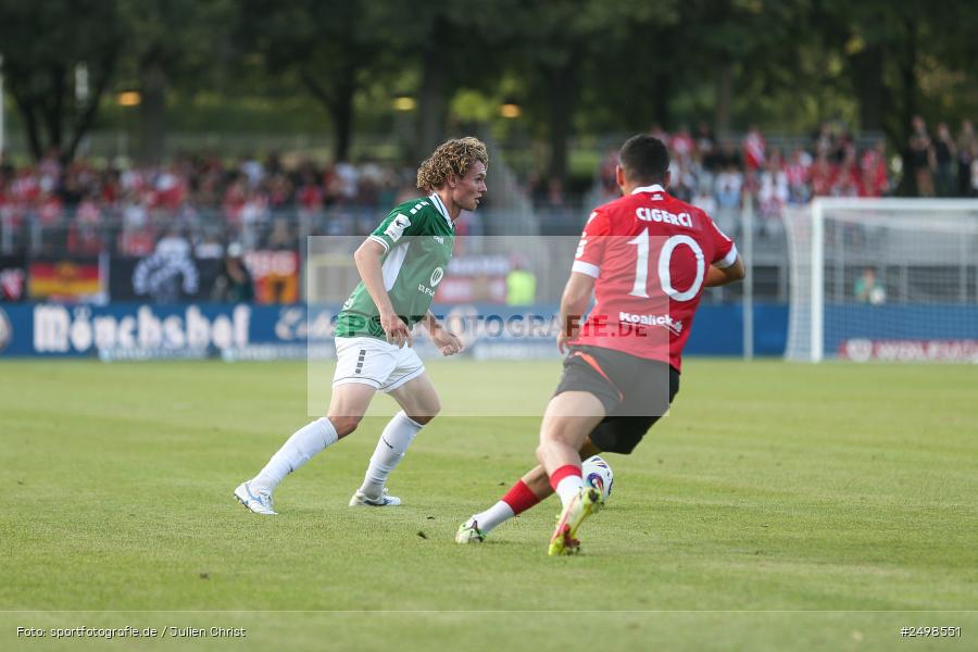 sport, action, Schweinfurt, Sachs-Stadion, Fussball, FCS, FCE, Energie Cottbus, DFB, 3. Liga, 2. Spieltag, 1. FC Schweinfurt 1905, 08.08.2025 - Bild-ID: 2498551