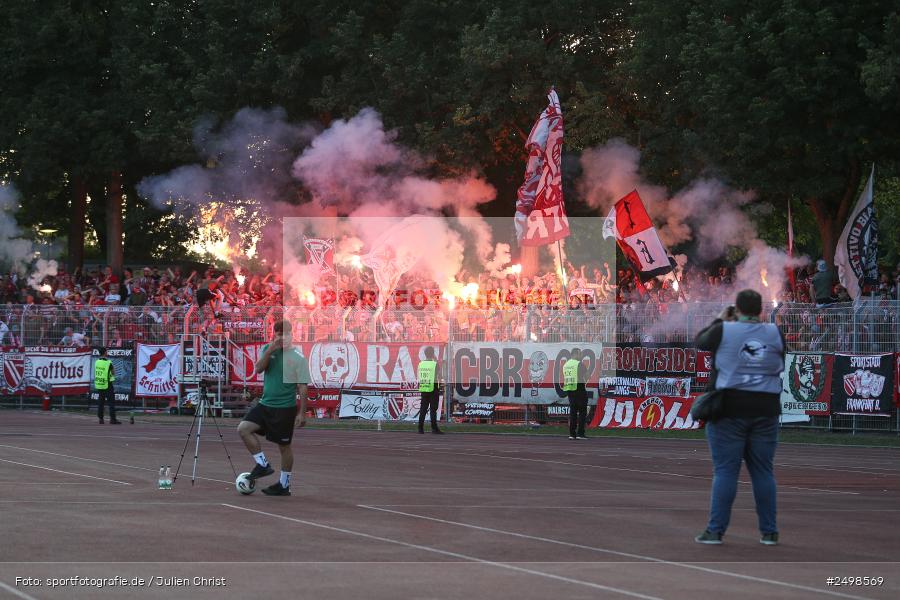 sport, action, Schweinfurt, Sachs-Stadion, Fussball, FCS, FCE, Energie Cottbus, DFB, 3. Liga, 2. Spieltag, 1. FC Schweinfurt 1905, 08.08.2025 - Bild-ID: 2498569