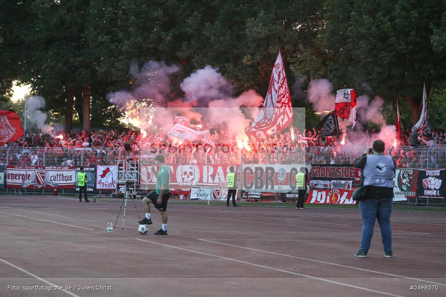 sport, action, Schweinfurt, Sachs-Stadion, Fussball, FCS, FCE, Energie Cottbus, DFB, 3. Liga, 2. Spieltag, 1. FC Schweinfurt 1905, 08.08.2025 - Bild-ID: 2498570