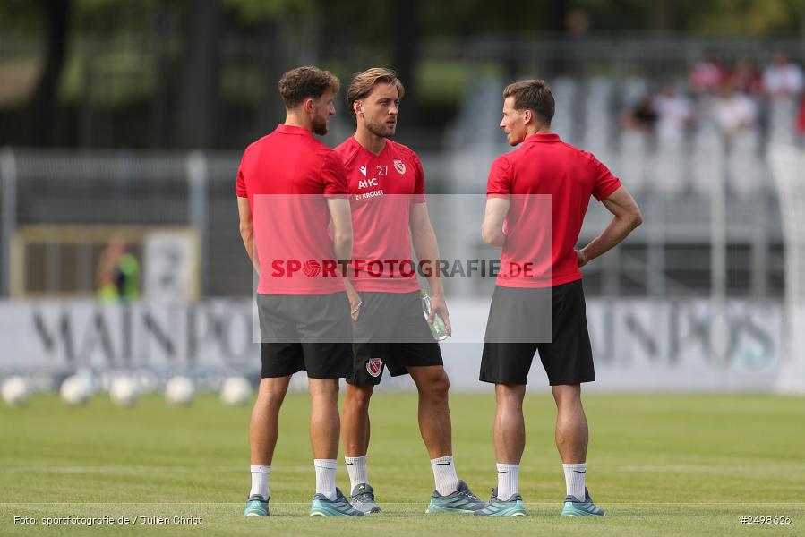 sport, action, Schweinfurt, Sachs-Stadion, Fussball, FCS, FCE, Energie Cottbus, DFB, 3. Liga, 2. Spieltag, 1. FC Schweinfurt 1905, 08.08.2025 - Bild-ID: 2498626