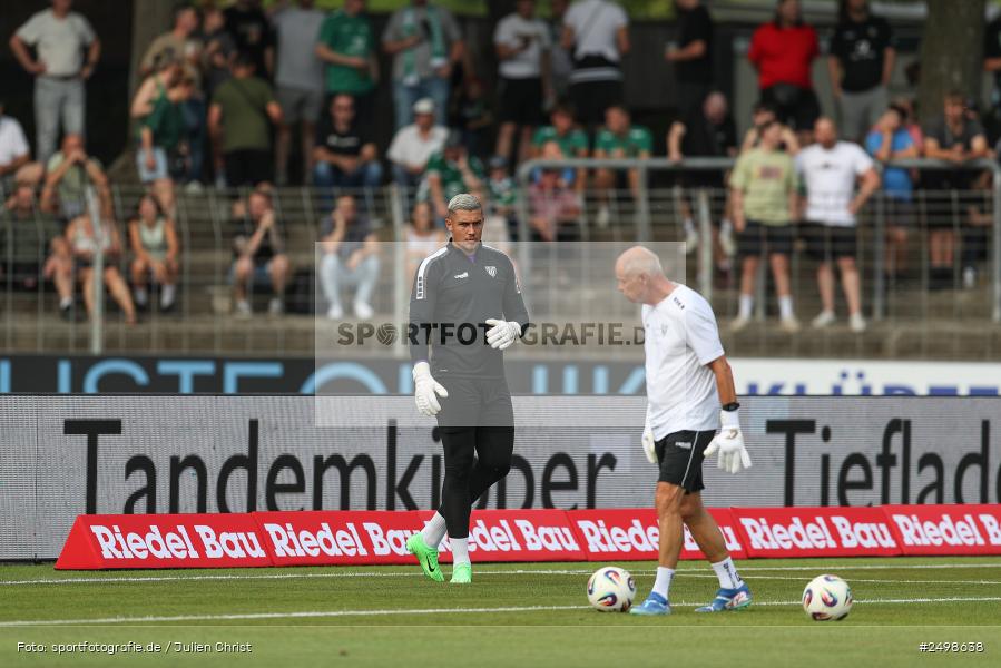 sport, action, Schweinfurt, Sachs-Stadion, Fussball, FCS, FCE, Energie Cottbus, DFB, 3. Liga, 2. Spieltag, 1. FC Schweinfurt 1905, 08.08.2025 - Bild-ID: 2498638
