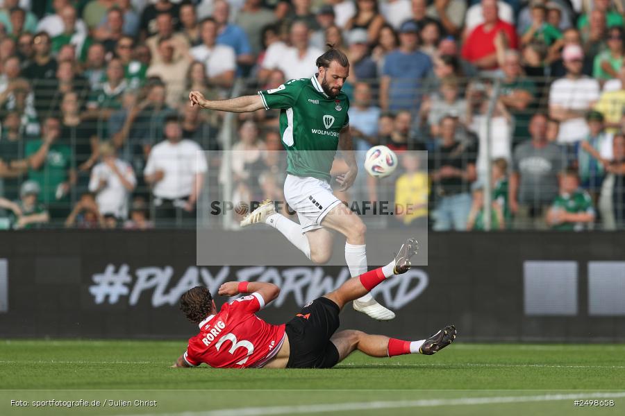 sport, action, Schweinfurt, Sachs-Stadion, Fussball, FCS, FCE, Energie Cottbus, DFB, 3. Liga, 2. Spieltag, 1. FC Schweinfurt 1905, 08.08.2025 - Bild-ID: 2498658