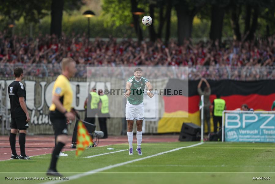 sport, action, Schweinfurt, Sachs-Stadion, Fussball, FCS, FCE, Energie Cottbus, DFB, 3. Liga, 2. Spieltag, 1. FC Schweinfurt 1905, 08.08.2025 - Bild-ID: 2498665