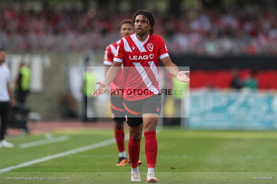 sport, action, Schweinfurt, Sachs-Stadion, Fussball, FCS, FCE, Energie Cottbus, DFB, 3. Liga, 2. Spieltag, 1. FC Schweinfurt 1905, 08.08.2025 - Bild-ID: 2498668