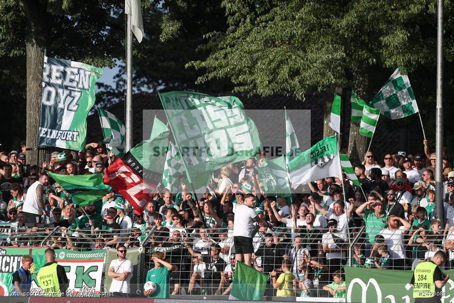 sport, action, Schweinfurt, Sachs-Stadion, Fussball, FCS, FCE, Energie Cottbus, DFB, 3. Liga, 2. Spieltag, 1. FC Schweinfurt 1905, 08.08.2025 - Bild-ID: 2498681