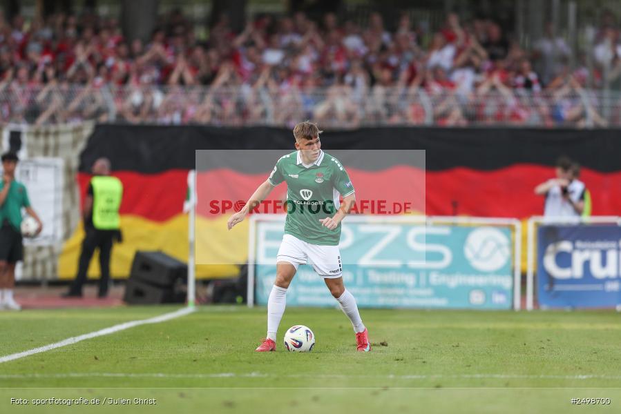 sport, action, Schweinfurt, Sachs-Stadion, Fussball, FCS, FCE, Energie Cottbus, DFB, 3. Liga, 2. Spieltag, 1. FC Schweinfurt 1905, 08.08.2025 - Bild-ID: 2498700