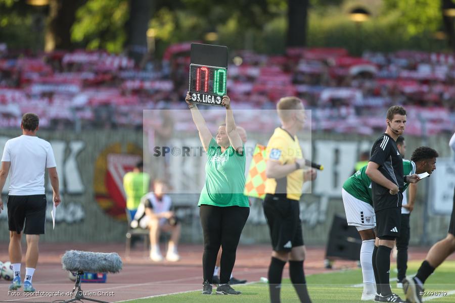 sport, action, Schweinfurt, Sachs-Stadion, Fussball, FCS, FCE, Energie Cottbus, DFB, 3. Liga, 2. Spieltag, 1. FC Schweinfurt 1905, 08.08.2025 - Bild-ID: 2498719