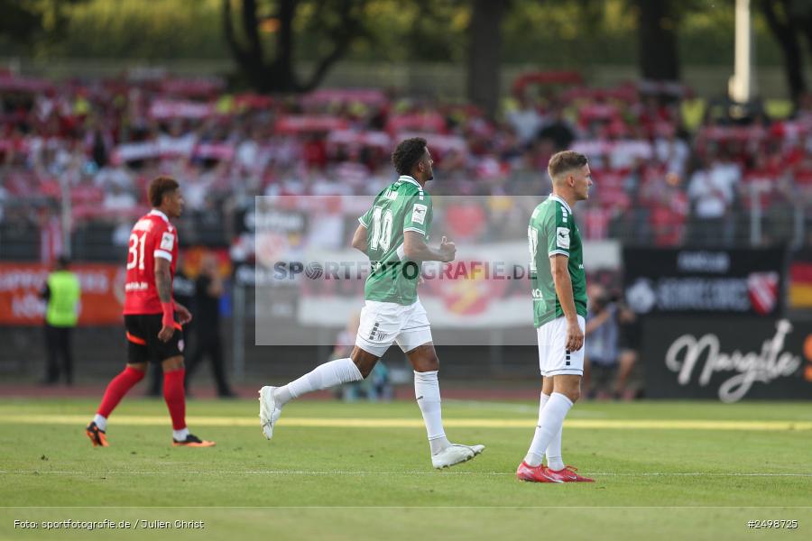 sport, action, Schweinfurt, Sachs-Stadion, Fussball, FCS, FCE, Energie Cottbus, DFB, 3. Liga, 2. Spieltag, 1. FC Schweinfurt 1905, 08.08.2025 - Bild-ID: 2498725