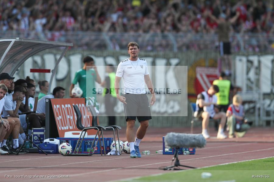 sport, action, Schweinfurt, Sachs-Stadion, Fussball, FCS, FCE, Energie Cottbus, DFB, 3. Liga, 2. Spieltag, 1. FC Schweinfurt 1905, 08.08.2025 - Bild-ID: 2498733