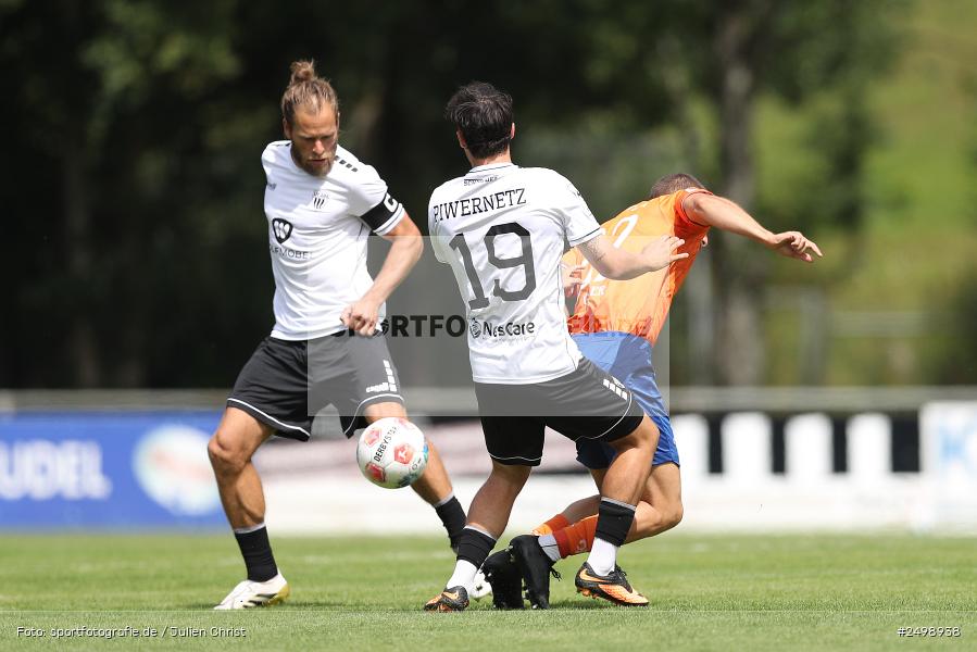 Fuhrmann Arena, Frammersbach, 09.08.2025, sport, action, DFL, DFB, Fussball, Regionalfreundschaftsspiele, 3. Liga, SVD, FCS, 1. FC Schweinfurt 1905, SV Darmstadt 98 - Bild-ID: 2498938