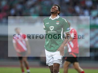 Fotos von 1. FC Schweinfurt 1905 - FC Energie Cottbus auf sportfotografie.de