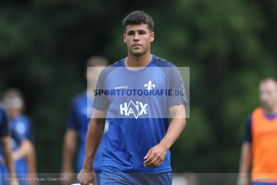 sport, action, SVD, SV Darmstadt 98, Regionalfreundschaftsspiele, Fussball, Fuhrmann Arena, Frammersbach, FCS, DFL, DFB, 3. Liga, 1. FC Schweinfurt 1905, 09.08.2025 - Bild-ID: 2499353