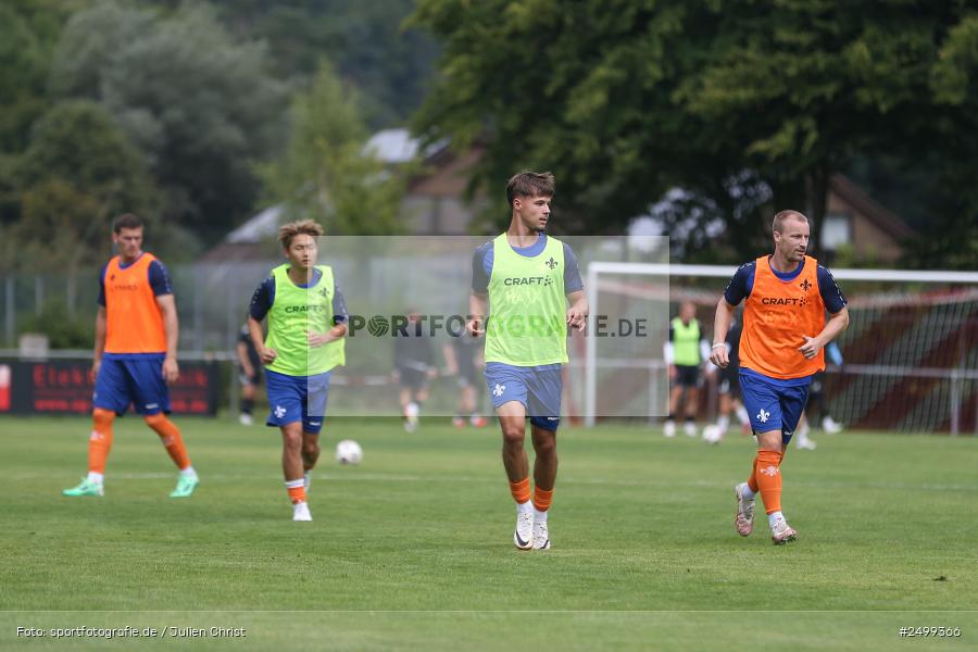 sport, action, SVD, SV Darmstadt 98, Regionalfreundschaftsspiele, Fussball, Fuhrmann Arena, Frammersbach, FCS, DFL, DFB, 3. Liga, 1. FC Schweinfurt 1905, 09.08.2025 - Bild-ID: 2499366