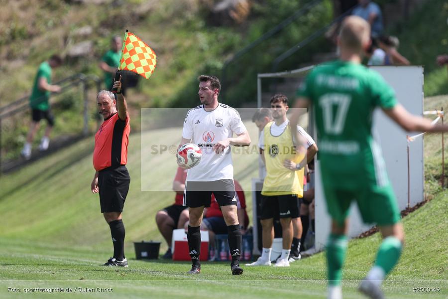 sport, action, Sportgelände, SVB, SV Birkenfeld, Fussball, FCV, FC Viktoria Mömlingen, Birkenfeld, Bezirksliga Unterfranken West, BFV, 5. Spieltag, 15.08.2025 - Bild-ID: 2500149