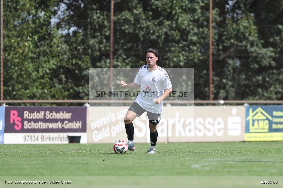 sport, action, Sportgelände, SVB, SV Birkenfeld, Fussball, FCV, FC Viktoria Mömlingen, Birkenfeld, Bezirksliga Unterfranken West, BFV, 5. Spieltag, 15.08.2025 - Bild-ID: 2500155