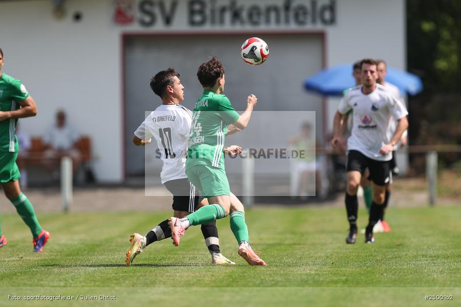 sport, action, Sportgelände, SVB, SV Birkenfeld, Fussball, FCV, FC Viktoria Mömlingen, Birkenfeld, Bezirksliga Unterfranken West, BFV, 5. Spieltag, 15.08.2025 - Bild-ID: 2500162