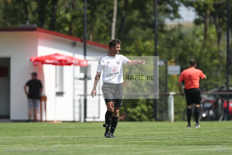 sport, action, Sportgelände, SVB, SV Birkenfeld, Fussball, FCV, FC Viktoria Mömlingen, Birkenfeld, Bezirksliga Unterfranken West, BFV, 5. Spieltag, 15.08.2025 - Bild-ID: 2500171