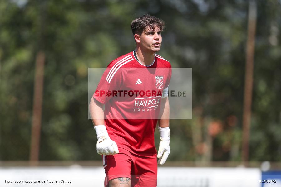 sport, action, Sportgelände, SVB, SV Birkenfeld, Fussball, FCV, FC Viktoria Mömlingen, Birkenfeld, Bezirksliga Unterfranken West, BFV, 5. Spieltag, 15.08.2025 - Bild-ID: 2500192