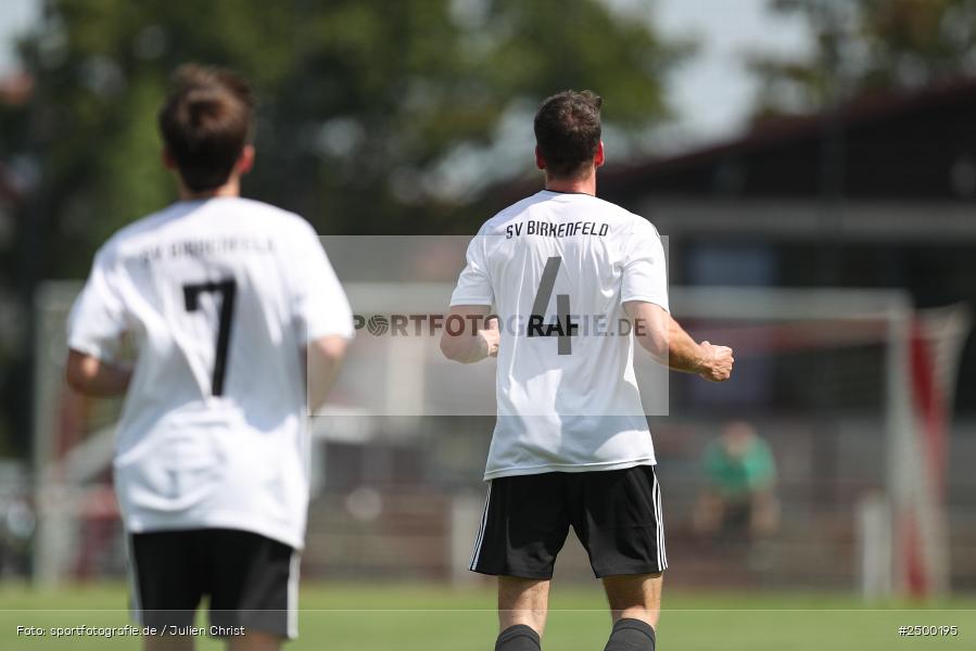sport, action, Sportgelände, SVB, SV Birkenfeld, Fussball, FCV, FC Viktoria Mömlingen, Birkenfeld, Bezirksliga Unterfranken West, BFV, 5. Spieltag, 15.08.2025 - Bild-ID: 2500195