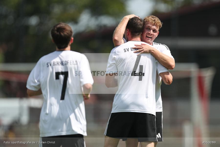 sport, action, Sportgelände, SVB, SV Birkenfeld, Fussball, FCV, FC Viktoria Mömlingen, Birkenfeld, Bezirksliga Unterfranken West, BFV, 5. Spieltag, 15.08.2025 - Bild-ID: 2500199