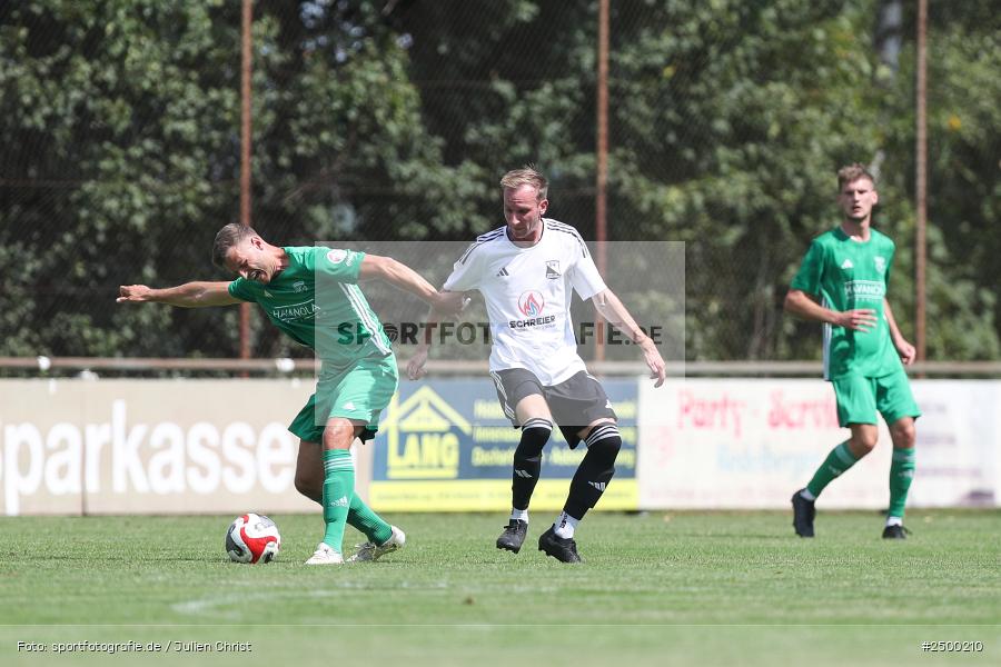 sport, action, Sportgelände, SVB, SV Birkenfeld, Fussball, FCV, FC Viktoria Mömlingen, Birkenfeld, Bezirksliga Unterfranken West, BFV, 5. Spieltag, 15.08.2025 - Bild-ID: 2500210