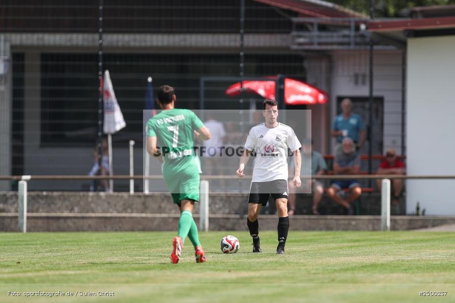 sport, action, Sportgelände, SVB, SV Birkenfeld, Fussball, FCV, FC Viktoria Mömlingen, Birkenfeld, Bezirksliga Unterfranken West, BFV, 5. Spieltag, 15.08.2025 - Bild-ID: 2500237