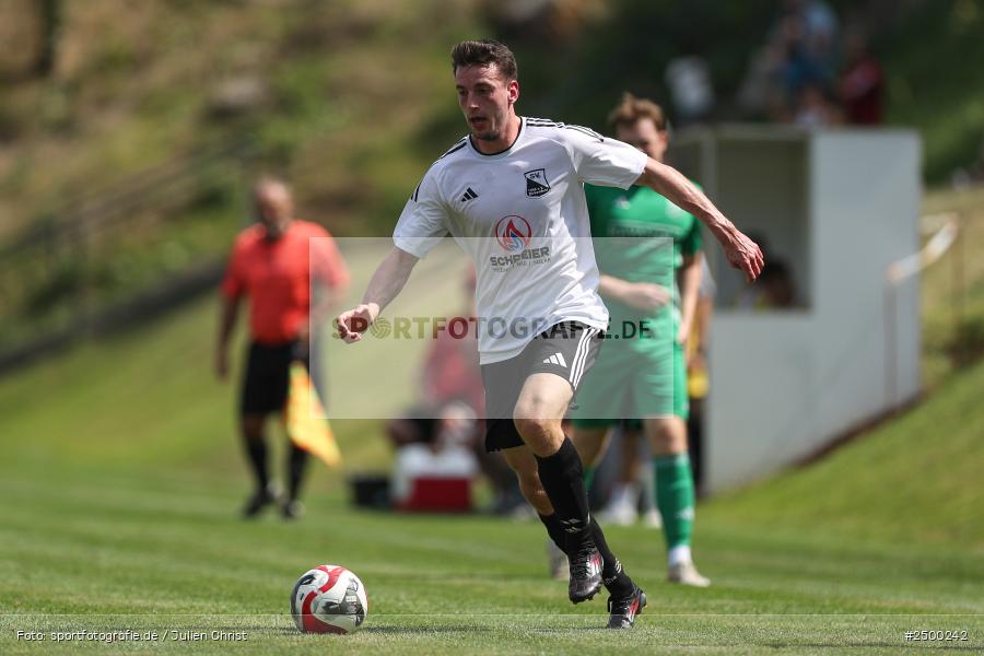 sport, action, Sportgelände, SVB, SV Birkenfeld, Fussball, FCV, FC Viktoria Mömlingen, Birkenfeld, Bezirksliga Unterfranken West, BFV, 5. Spieltag, 15.08.2025 - Bild-ID: 2500242