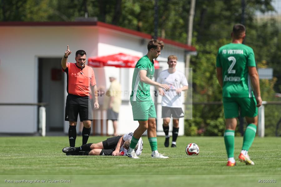 sport, action, Sportgelände, SVB, SV Birkenfeld, Fussball, FCV, FC Viktoria Mömlingen, Birkenfeld, Bezirksliga Unterfranken West, BFV, 5. Spieltag, 15.08.2025 - Bild-ID: 2500252