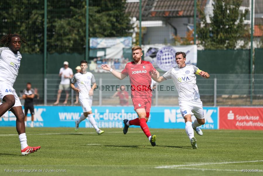 sport, action, SCF, SC Freiburg II, Regionalliga Südwest, RL, Mairec Arena, Fussball, FCB, FC Bayern Alzenau, Alzenau, 3. Spieltag, 16.08.2025 - Bild-ID: 2500569 sport, action, SCF, SC Freiburg II, Regionalliga Südwest, RL, Mairec Arena, Fussball, FCB, FC Bayern Alzenau, Alzenau, 3. Spieltag, 16.08.2025 - Bild-ID: 2500569