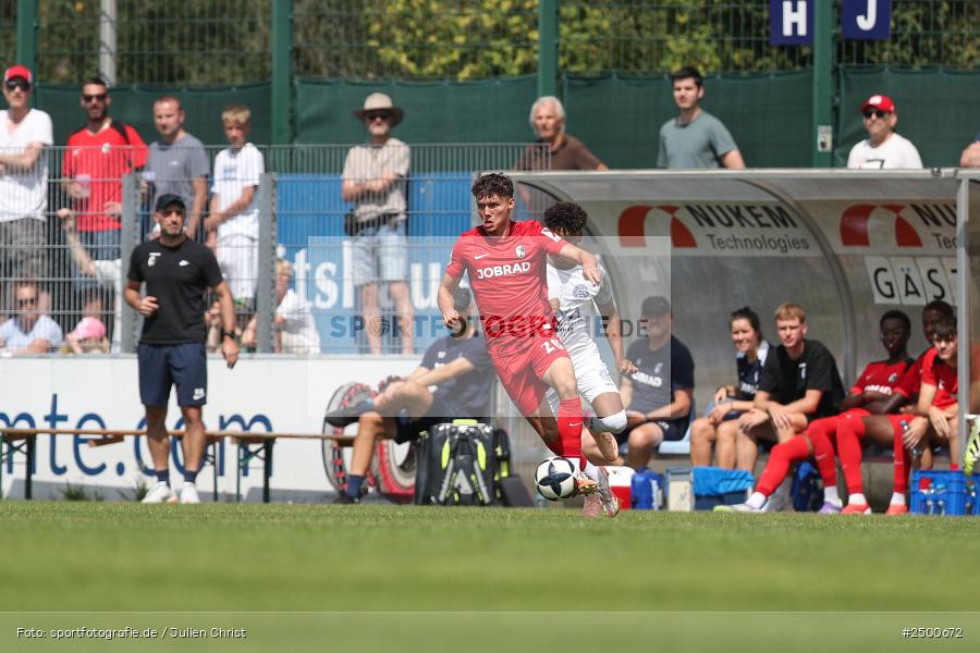 sport, action, SCF, SC Freiburg II, Regionalliga Südwest, RL, Mairec Arena, Fussball, FCB, FC Bayern Alzenau, Alzenau, 3. Spieltag, 16.08.2025 - Bild-ID: 2500672 sport, action, SCF, SC Freiburg II, Regionalliga Südwest, RL, Mairec Arena, Fussball, FCB, FC Bayern Alzenau, Alzenau, 3. Spieltag, 16.08.2025 - Bild-ID: 2500672