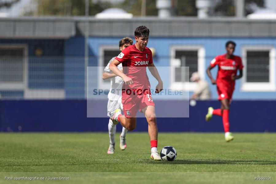 sport, action, SCF, SC Freiburg II, Regionalliga Südwest, RL, Mairec Arena, Fussball, FCB, FC Bayern Alzenau, Alzenau, 3. Spieltag, 16.08.2025 - Bild-ID: 2500701 sport, action, SCF, SC Freiburg II, Regionalliga Südwest, RL, Mairec Arena, Fussball, FCB, FC Bayern Alzenau, Alzenau, 3. Spieltag, 16.08.2025 - Bild-ID: 2500701