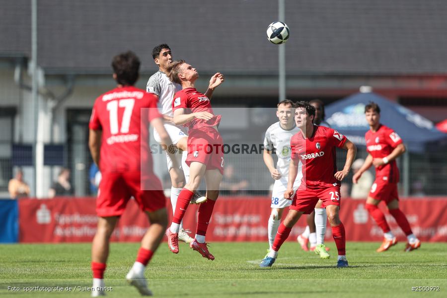 sport, action, SCF, SC Freiburg II, Regionalliga Südwest, RL, Mairec Arena, Fussball, FCB, FC Bayern Alzenau, Alzenau, 3. Spieltag, 16.08.2025 - Bild-ID: 2500972 sport, action, SCF, SC Freiburg II, Regionalliga Südwest, RL, Mairec Arena, Fussball, FCB, FC Bayern Alzenau, Alzenau, 3. Spieltag, 16.08.2025 - Bild-ID: 2500972