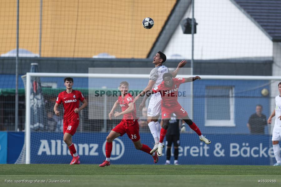 sport, action, SCF, SC Freiburg II, Regionalliga Südwest, RL, Mairec Arena, Fussball, FCB, FC Bayern Alzenau, Alzenau, 3. Spieltag, 16.08.2025 - Bild-ID: 2500988 sport, action, SCF, SC Freiburg II, Regionalliga Südwest, RL, Mairec Arena, Fussball, FCB, FC Bayern Alzenau, Alzenau, 3. Spieltag, 16.08.2025 - Bild-ID: 2500988