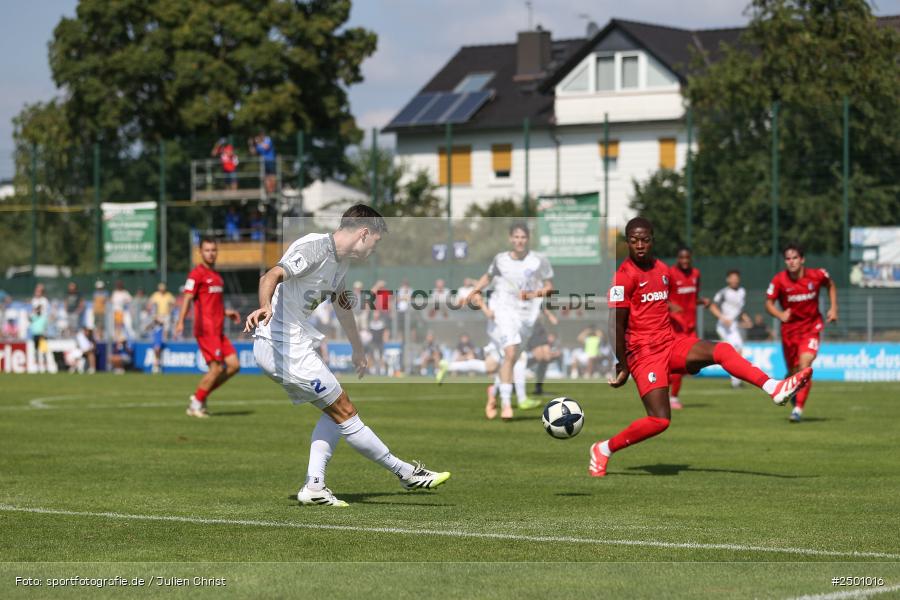 sport, action, SCF, SC Freiburg II, Regionalliga Südwest, RL, Mairec Arena, Fussball, FCB, FC Bayern Alzenau, Alzenau, 3. Spieltag, 16.08.2025 - Bild-ID: 2501016 sport, action, SCF, SC Freiburg II, Regionalliga Südwest, RL, Mairec Arena, Fussball, FCB, FC Bayern Alzenau, Alzenau, 3. Spieltag, 16.08.2025 - Bild-ID: 2501016