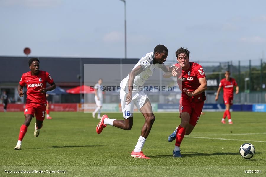 sport, action, SCF, SC Freiburg II, Regionalliga Südwest, RL, Mairec Arena, Fussball, FCB, FC Bayern Alzenau, Alzenau, 3. Spieltag, 16.08.2025 - Bild-ID: 2501034
