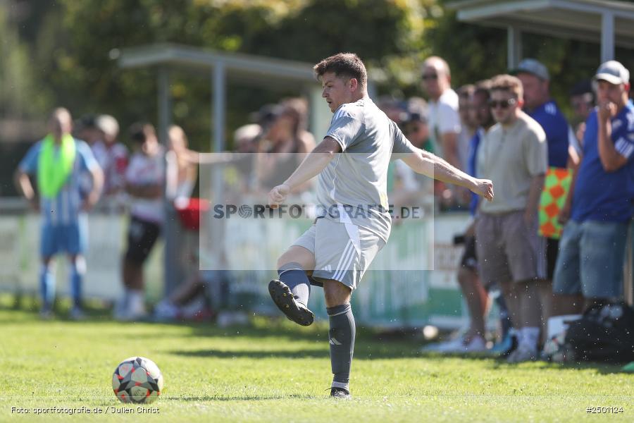 Sportgelände, Wernfeld, 17.08.2025, sport, action, BFV, Fussball, 5. Spieltag, Kreisklasse Würzburg Gr. 3, TSV, FVWA, TSV Sackenbach, FV Wernfeld/Adelsberg - Bild-ID: 2501124