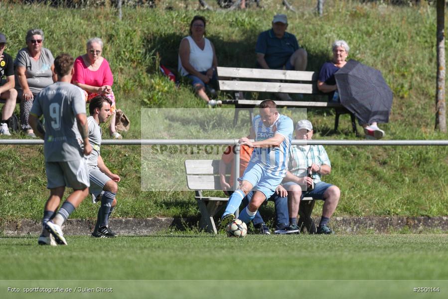Sportgelände, Wernfeld, 17.08.2025, sport, action, BFV, Fussball, 5. Spieltag, Kreisklasse Würzburg Gr. 3, TSV, FVWA, TSV Sackenbach, FV Wernfeld/Adelsberg - Bild-ID: 2501144