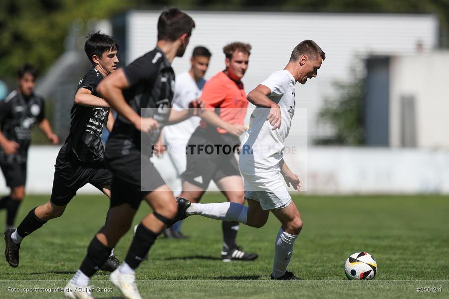 Sportgelände, Gemünden, 17.08.2025, sport, action, BFV, Fussball, 5. Spieltag, Kreisliga Würzburg Gr. 2, TUS, FCGS, TuS Frammersbach II, FV Gemünden/Seifriedsburg - Bild-ID: 2501211 Sportgelände, Gemünden, 17.08.2025, sport, action, BFV, Fussball, 5. Spieltag, Kreisliga Würzburg Gr. 2, TUS, FCGS, TuS Frammersbach II, FV Gemünden/Seifriedsburg - Bild-ID: 2501211