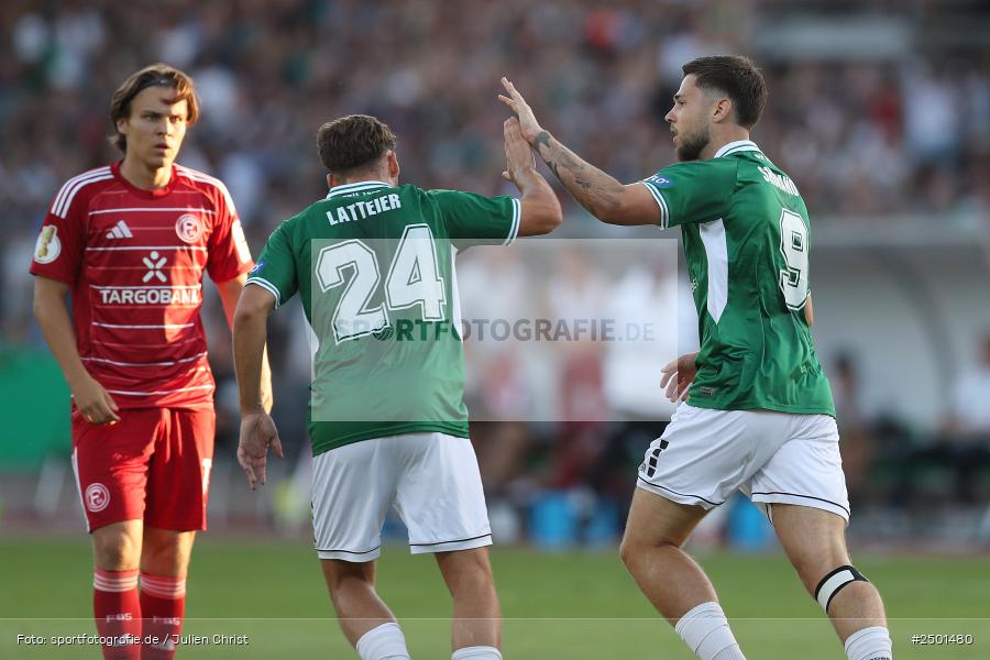 Sachs-Stadion, Schweinfurt, 18.08.2025, sport, action, DFB, Fussball, 1. Runde, DFB-Pokal, F95, FCS, Fortuna Düsseldorf, 1. FC Schweinfurt 1905 - Bild-ID: 2501480 Sachs-Stadion, Schweinfurt, 18.08.2025, sport, action, DFB, Fussball, 1. Runde, DFB-Pokal, F95, FCS, Fortuna Düsseldorf, 1. FC Schweinfurt 1905 - Bild-ID: 2501480