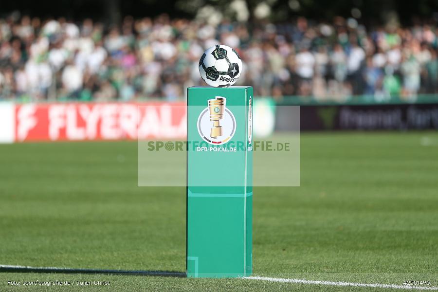 Sachs-Stadion, Schweinfurt, 18.08.2025, sport, action, DFB, Fussball, 1. Runde, DFB-Pokal, F95, FCS, Fortuna Düsseldorf, 1. FC Schweinfurt 1905 - Bild-ID: 2501490 Sachs-Stadion, Schweinfurt, 18.08.2025, sport, action, DFB, Fussball, 1. Runde, DFB-Pokal, F95, FCS, Fortuna Düsseldorf, 1. FC Schweinfurt 1905 - Bild-ID: 2501490