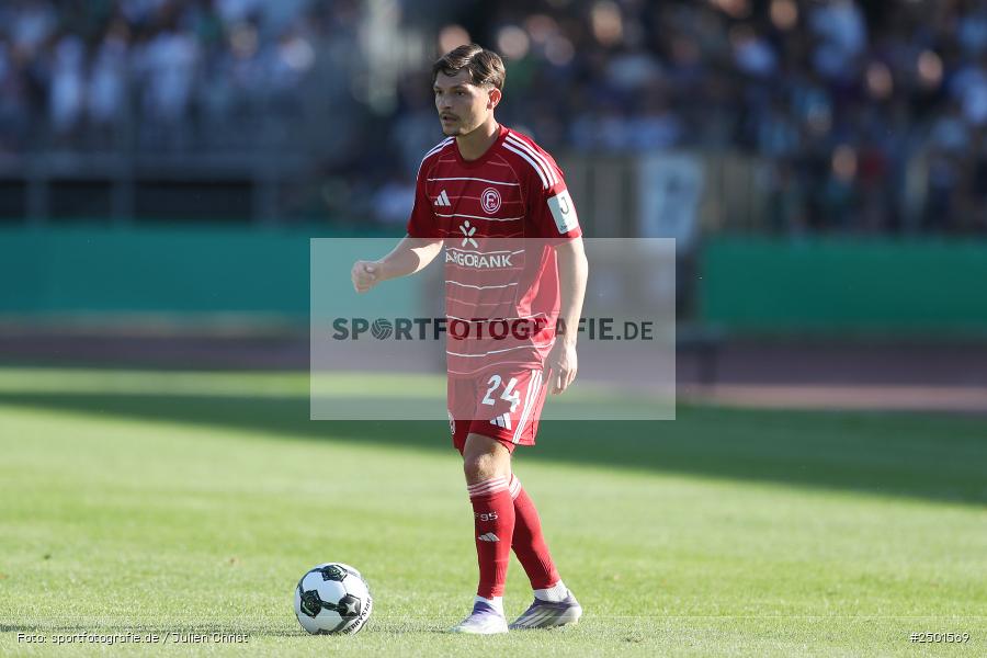 Sachs-Stadion, Schweinfurt, 18.08.2025, sport, action, DFB, Fussball, 1. Runde, DFB-Pokal, F95, FCS, Fortuna Düsseldorf, 1. FC Schweinfurt 1905 - Bild-ID: 2501569 Sachs-Stadion, Schweinfurt, 18.08.2025, sport, action, DFB, Fussball, 1. Runde, DFB-Pokal, F95, FCS, Fortuna Düsseldorf, 1. FC Schweinfurt 1905 - Bild-ID: 2501569