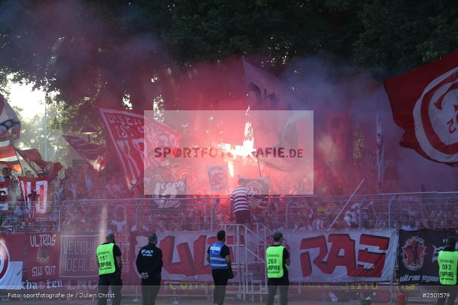 Sachs-Stadion, Schweinfurt, 18.08.2025, sport, action, DFB, Fussball, 1. Runde, DFB-Pokal, F95, FCS, Fortuna Düsseldorf, 1. FC Schweinfurt 1905 - Bild-ID: 2501579 Sachs-Stadion, Schweinfurt, 18.08.2025, sport, action, DFB, Fussball, 1. Runde, DFB-Pokal, F95, FCS, Fortuna Düsseldorf, 1. FC Schweinfurt 1905 - Bild-ID: 2501579