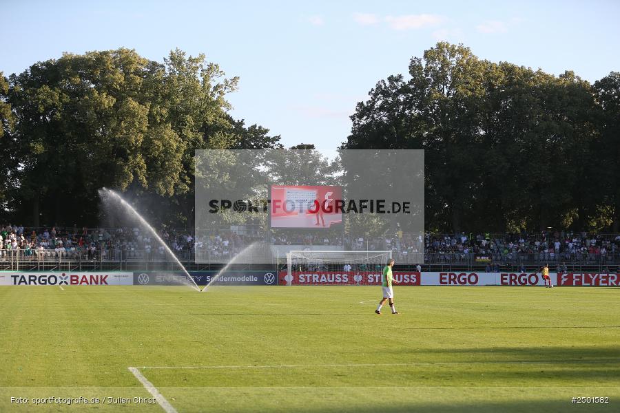 Sachs-Stadion, Schweinfurt, 18.08.2025, sport, action, DFB, Fussball, 1. Runde, DFB-Pokal, F95, FCS, Fortuna Düsseldorf, 1. FC Schweinfurt 1905 - Bild-ID: 2501582 Sachs-Stadion, Schweinfurt, 18.08.2025, sport, action, DFB, Fussball, 1. Runde, DFB-Pokal, F95, FCS, Fortuna Düsseldorf, 1. FC Schweinfurt 1905 - Bild-ID: 2501582