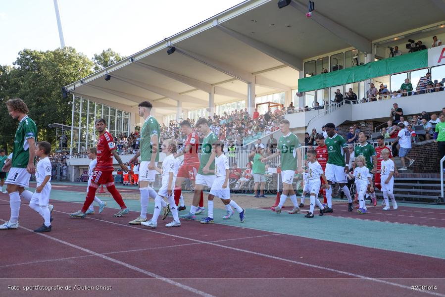 sport, action, Schweinfurt, Sachs-Stadion, Fussball, Fortuna Düsseldorf, FCS, F95, DFB-Pokal, DFB, 18.08.2025, 1. Runde, 1. FC Schweinfurt 1905 - Bild-ID: 2501614 sport, action, Schweinfurt, Sachs-Stadion, Fussball, Fortuna Düsseldorf, FCS, F95, DFB-Pokal, DFB, 18.08.2025, 1. Runde, 1. FC Schweinfurt 1905 - Bild-ID: 2501614