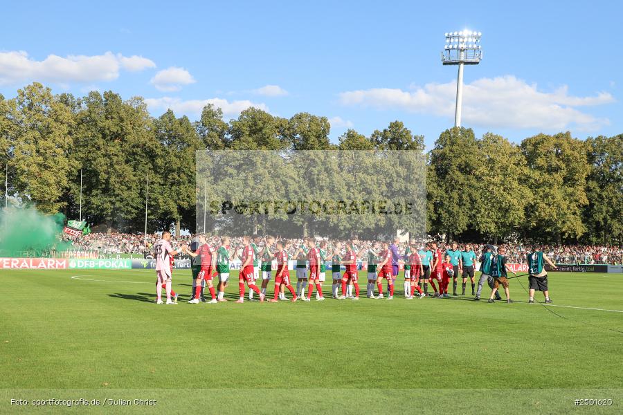 sport, action, Schweinfurt, Sachs-Stadion, Fussball, Fortuna Düsseldorf, FCS, F95, DFB-Pokal, DFB, 18.08.2025, 1. Runde, 1. FC Schweinfurt 1905 - Bild-ID: 2501620 sport, action, Schweinfurt, Sachs-Stadion, Fussball, Fortuna Düsseldorf, FCS, F95, DFB-Pokal, DFB, 18.08.2025, 1. Runde, 1. FC Schweinfurt 1905 - Bild-ID: 2501620