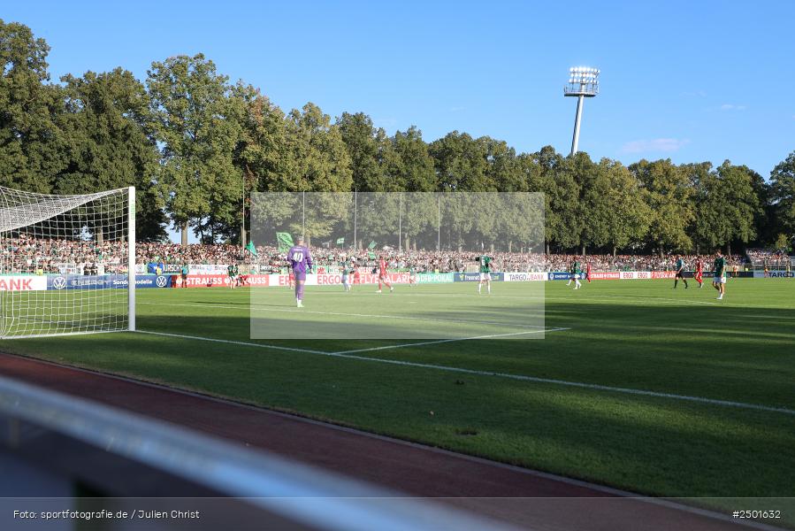 Maximilian Weisbäcker, sport, action, Schweinfurt, Sachs-Stadion, Fussball, Fortuna Düsseldorf, FCS, F95, DFB-Pokal, DFB, 18.08.2025, 1. Runde, 1. FC Schweinfurt 1905 - Bild-ID: 2501632 Maximilian Weisbäcker, sport, action, Schweinfurt, Sachs-Stadion, Fussball, Fortuna Düsseldorf, FCS, F95, DFB-Pokal, DFB, 18.08.2025, 1. Runde, 1. FC Schweinfurt 1905 - Bild-ID: 2501632