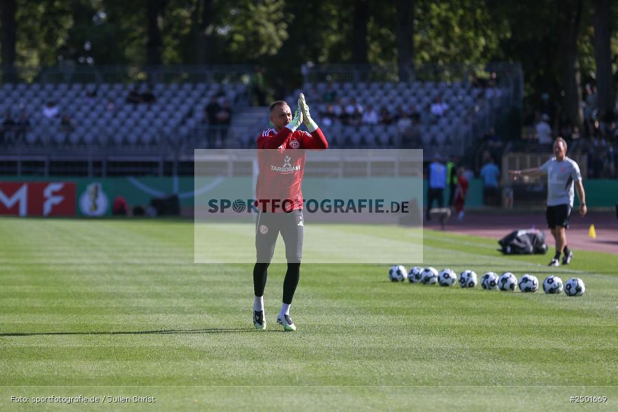 sport, action, Schweinfurt, Sachs-Stadion, Fussball, Fortuna Düsseldorf, FCS, F95, DFB-Pokal, DFB, 18.08.2025, 1. Runde, 1. FC Schweinfurt 1905 - Bild-ID: 2501669 sport, action, Schweinfurt, Sachs-Stadion, Fussball, Fortuna Düsseldorf, FCS, F95, DFB-Pokal, DFB, 18.08.2025, 1. Runde, 1. FC Schweinfurt 1905 - Bild-ID: 2501669