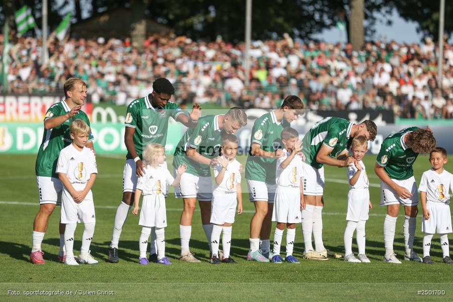 sport, action, Schweinfurt, Sachs-Stadion, Fussball, Fortuna Düsseldorf, FCS, F95, DFB-Pokal, DFB, 18.08.2025, 1. Runde, 1. FC Schweinfurt 1905 - Bild-ID: 2501700 sport, action, Schweinfurt, Sachs-Stadion, Fussball, Fortuna Düsseldorf, FCS, F95, DFB-Pokal, DFB, 18.08.2025, 1. Runde, 1. FC Schweinfurt 1905 - Bild-ID: 2501700