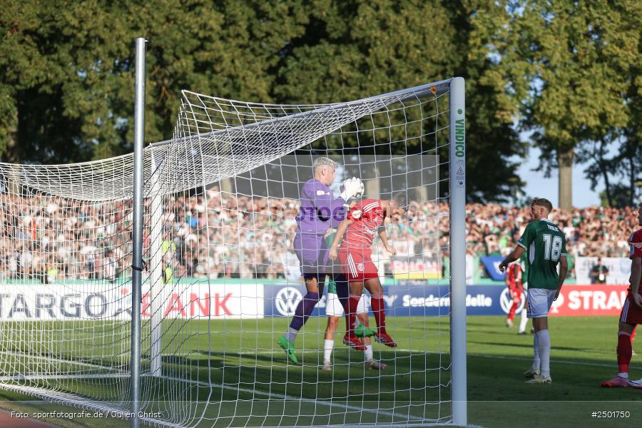sport, action, Schweinfurt, Sachs-Stadion, Fussball, Fortuna Düsseldorf, FCS, F95, DFB-Pokal, DFB, 18.08.2025, 1. Runde, 1. FC Schweinfurt 1905 - Bild-ID: 2501750 sport, action, Schweinfurt, Sachs-Stadion, Fussball, Fortuna Düsseldorf, FCS, F95, DFB-Pokal, DFB, 18.08.2025, 1. Runde, 1. FC Schweinfurt 1905 - Bild-ID: 2501750