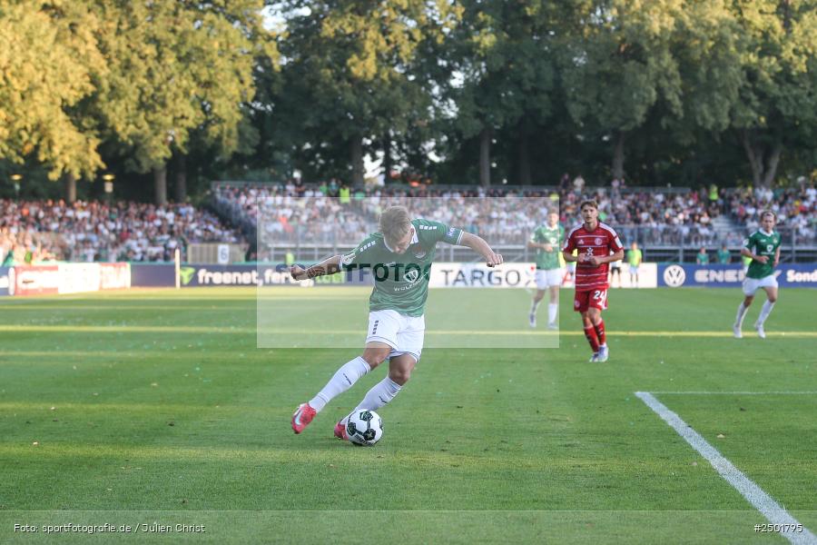 sport, action, Schweinfurt, Sachs-Stadion, Fussball, Fortuna Düsseldorf, FCS, F95, DFB-Pokal, DFB, 18.08.2025, 1. Runde, 1. FC Schweinfurt 1905 - Bild-ID: 2501795 sport, action, Schweinfurt, Sachs-Stadion, Fussball, Fortuna Düsseldorf, FCS, F95, DFB-Pokal, DFB, 18.08.2025, 1. Runde, 1. FC Schweinfurt 1905 - Bild-ID: 2501795